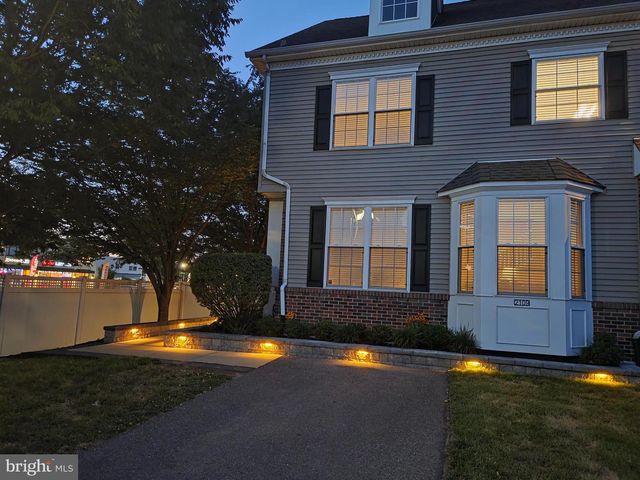 2109 TREVI CT, Philadelphia, PA 19145
