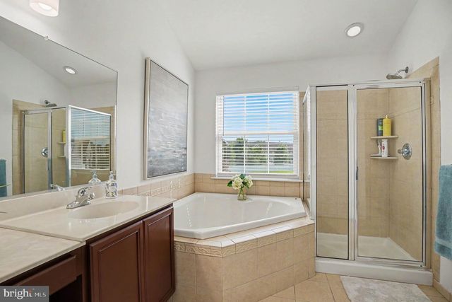 2109 TREVI CT, Philadelphia, PA 19145