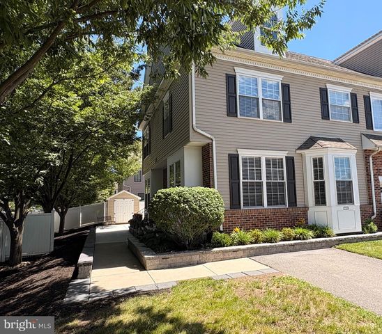 2109 TREVI CT, Philadelphia, PA 19145