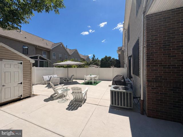 2109 TREVI CT, Philadelphia, PA 19145