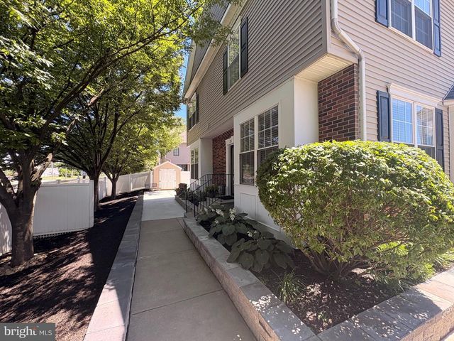 2109 TREVI CT, Philadelphia, PA 19145
