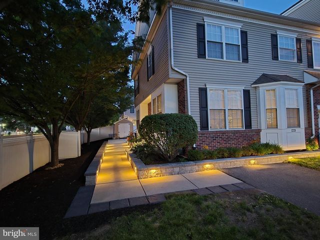 2109 TREVI CT, Philadelphia, PA 19145