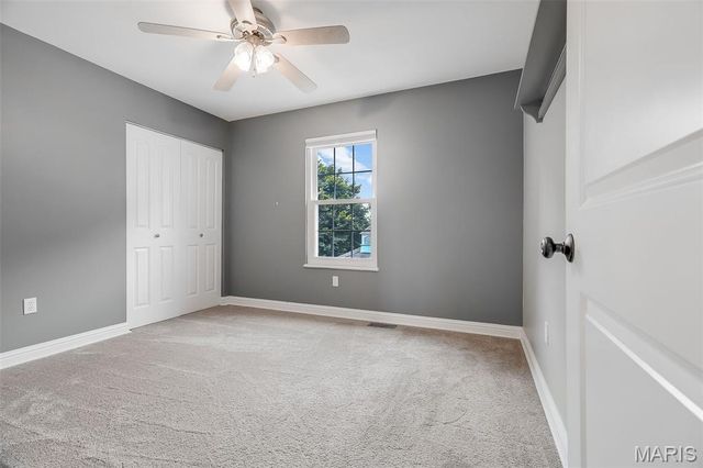 160 Oaklawn Drive, Glen Carbon, IL 62034