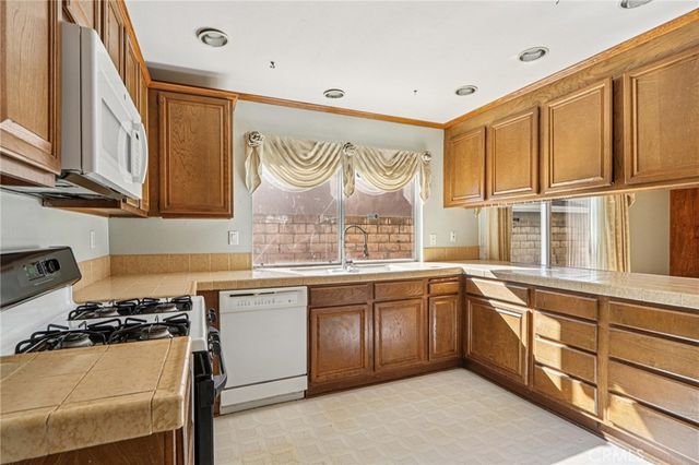 13354 Mission Tierra Way, Granada Hills, CA 91344