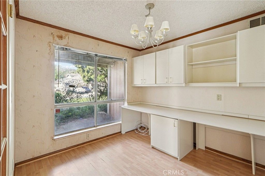 Image 18 of property listing at 13354 Mission Tierra Way, Granada Hills, CA 91344