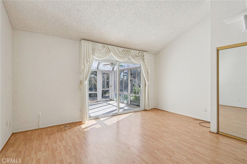 Image 33 of property listing at 13354 Mission Tierra Way, Granada Hills, CA 91344