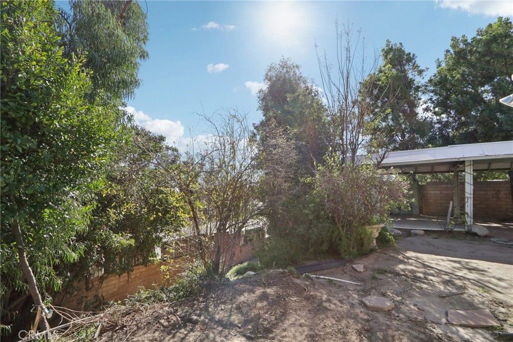 Image 40 of property listing at 13354 Mission Tierra Way, Granada Hills, CA 91344