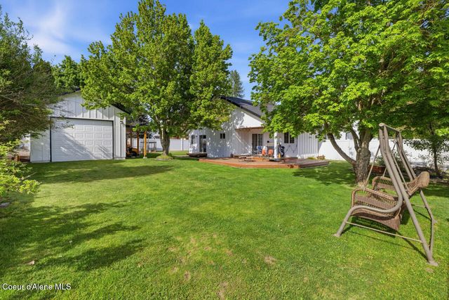 9353 N Finucane Dr, Hayden, ID 83835
