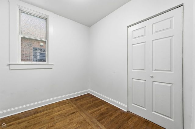 5250 W Grace Street 2, Chicago, IL 60641