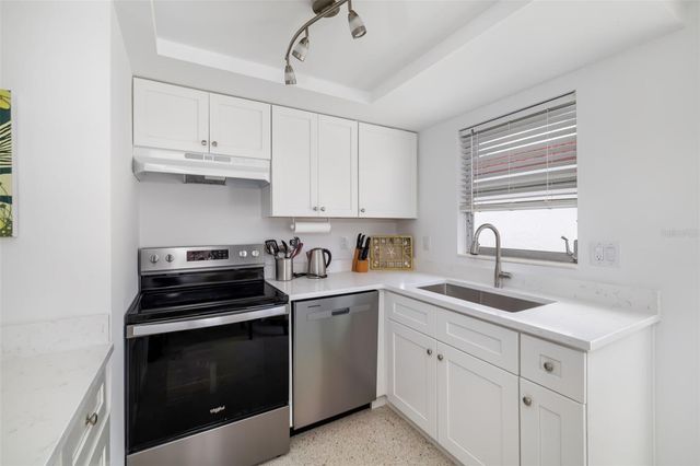 6154 MIDNIGHT PASS ROAD A-3, Sarasota, FL 34242