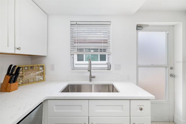 6154 MIDNIGHT PASS ROAD A-3, Sarasota, FL 34242