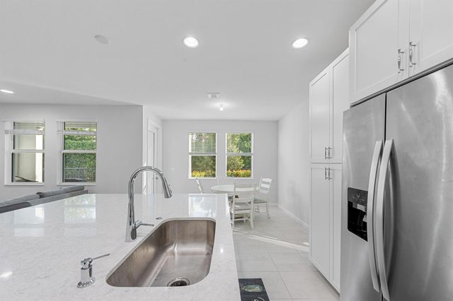 16370 Oakview Drive, Westlake, FL 33470