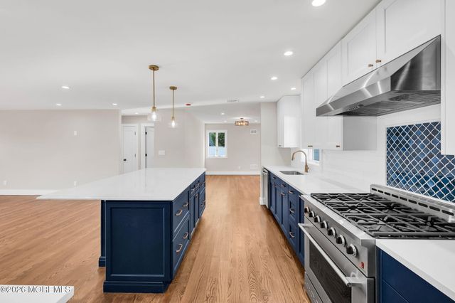 31 Hosford Avenue, Leonardo, NJ 07737