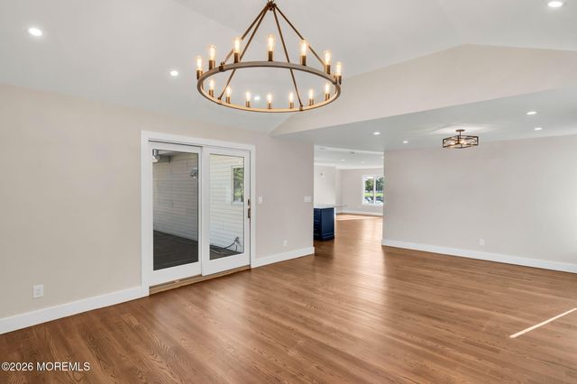 31 Hosford Avenue, Leonardo, NJ 07737
