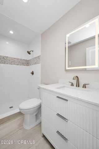 31 Hosford Avenue, Leonardo, NJ 07737