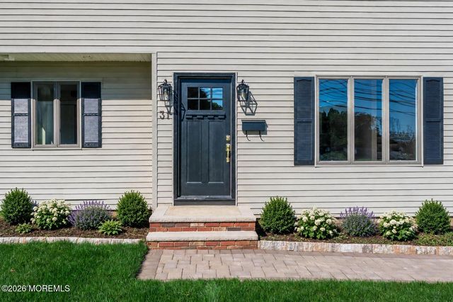 31 Hosford Avenue, Leonardo, NJ 07737