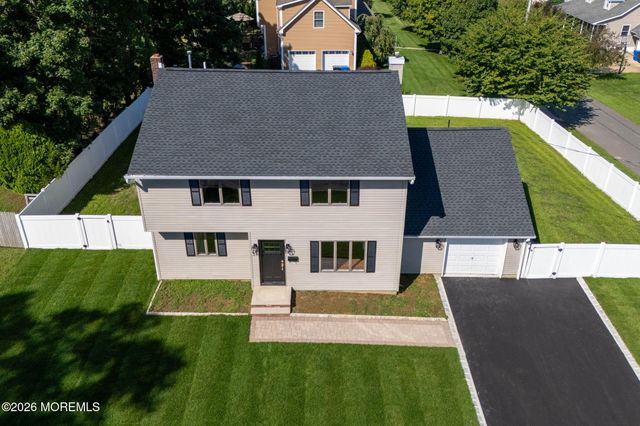 31 Hosford Avenue, Leonardo, NJ 07737