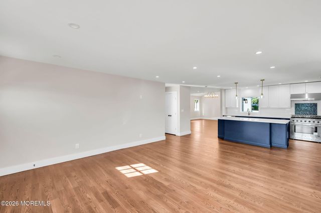 31 Hosford Avenue, Leonardo, NJ 07737