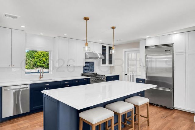 31 Hosford Avenue, Leonardo, NJ 07737