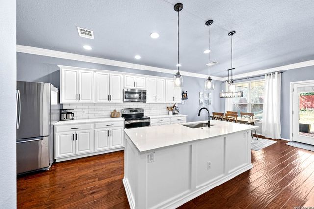 3707 Cotoneaster, San Antonio, TX 78261