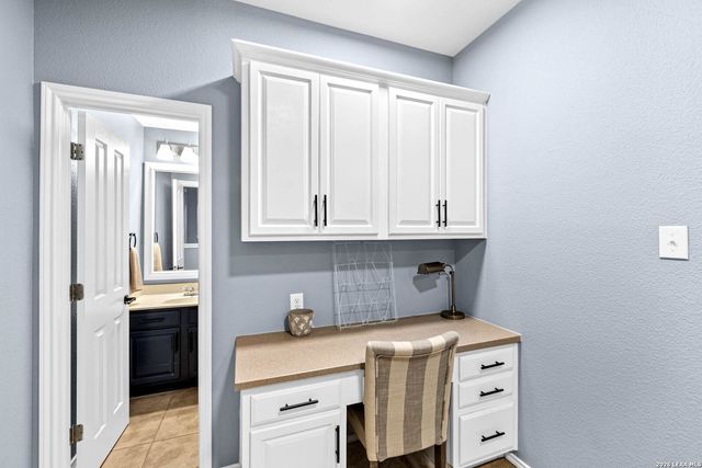 3707 Cotoneaster, San Antonio, TX 78261