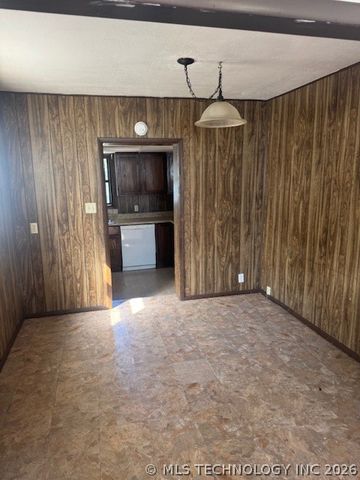 1000 W Francis Street, Madill, OK 73446