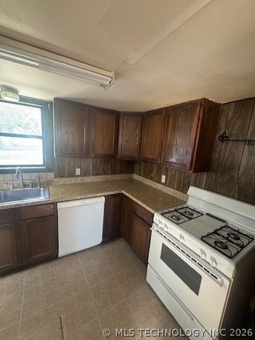 1000 W Francis Street, Madill, OK 73446