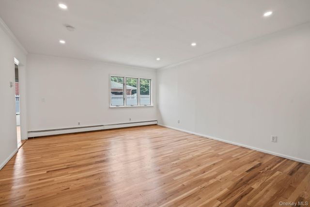 17 Edgar Court, Huntington, NY 11743