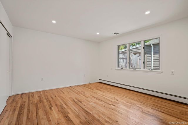 17 Edgar Court, Huntington, NY 11743