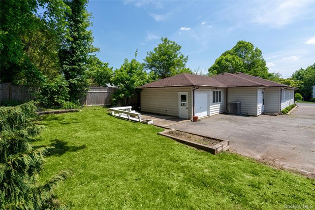 17 Edgar Court, Huntington, NY 11743