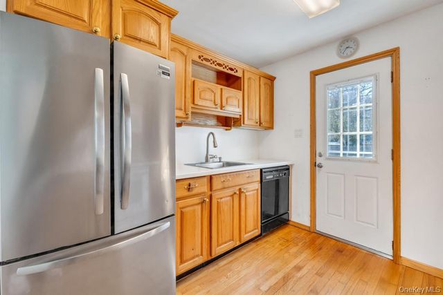 52 Washington Avenue, Mastic, NY 11950