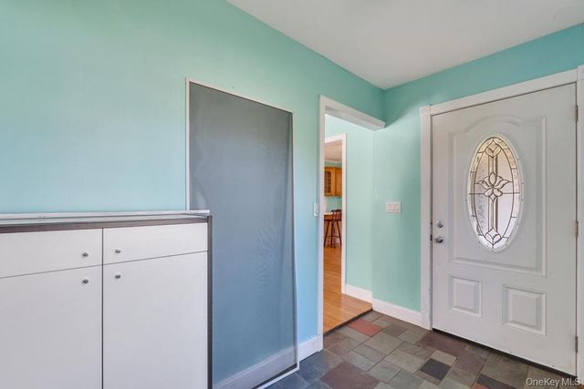 52 Washington Avenue, Mastic, NY 11950