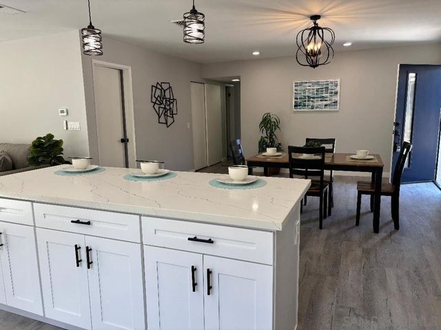 9211 Todos Santos Drive, Santee, CA 92071