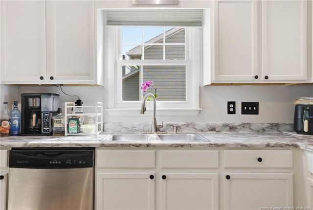 6439 Applewhite Road, Fayetteville, NC 28304