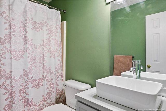 6439 Applewhite Road, Fayetteville, NC 28304