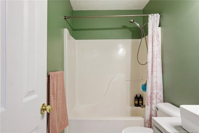 6439 Applewhite Road, Fayetteville, NC 28304