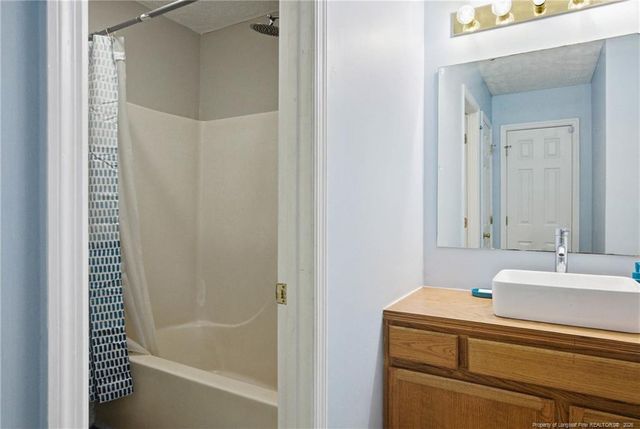 6439 Applewhite Road, Fayetteville, NC 28304