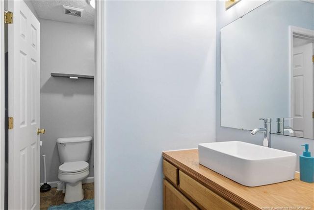 6439 Applewhite Road, Fayetteville, NC 28304