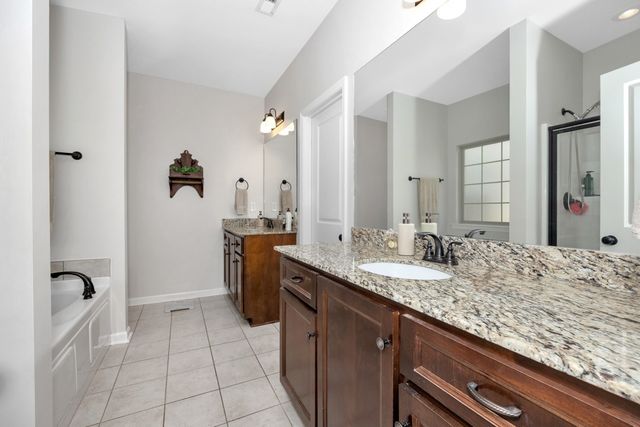 14469 Turnberry Ln, Athens, AL 35613