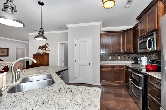 14469 Turnberry Ln, Athens, AL 35613