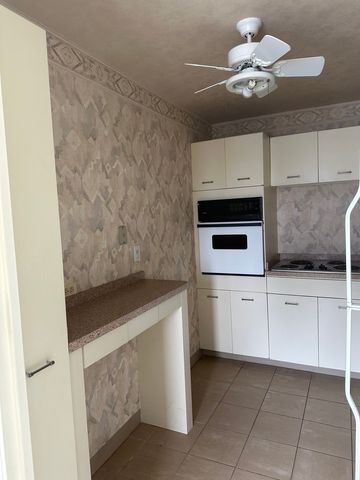 4800 S Chicago Beach Drive 910S, Chicago, IL 60615