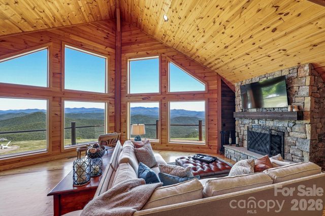 139 High Cliffs Trail, Black Mountain, NC 28711