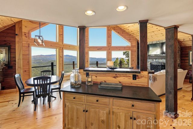 139 High Cliffs Trail, Black Mountain, NC 28711