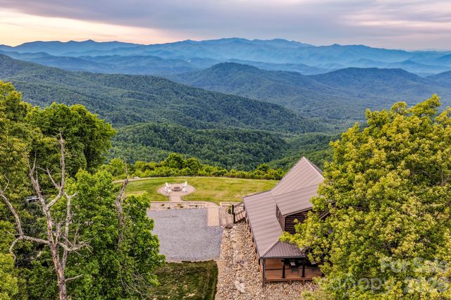 139 High Cliffs Trail, Black Mountain, NC 28711