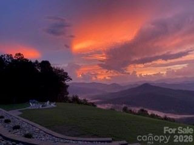 139 High Cliffs Trail, Black Mountain, NC 28711