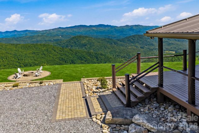 139 High Cliffs Trail, Black Mountain, NC 28711
