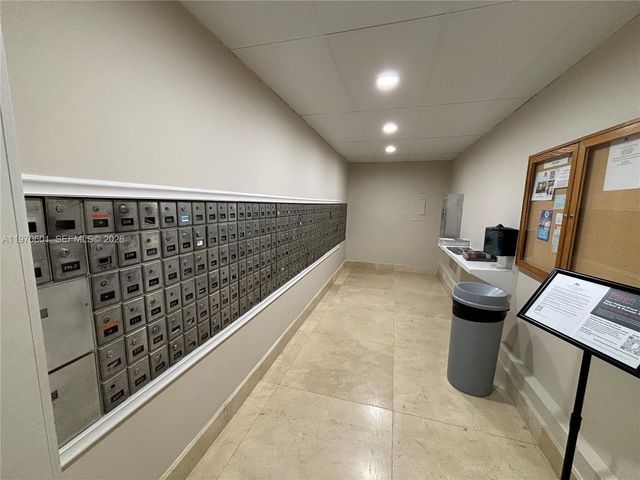 5005 Collins Ave 825, Miami Beach, FL 33140