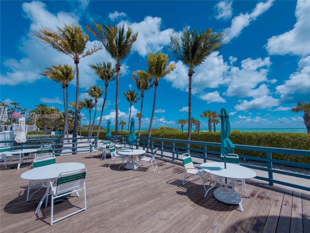 5005 Collins Ave 825, Miami Beach, FL 33140