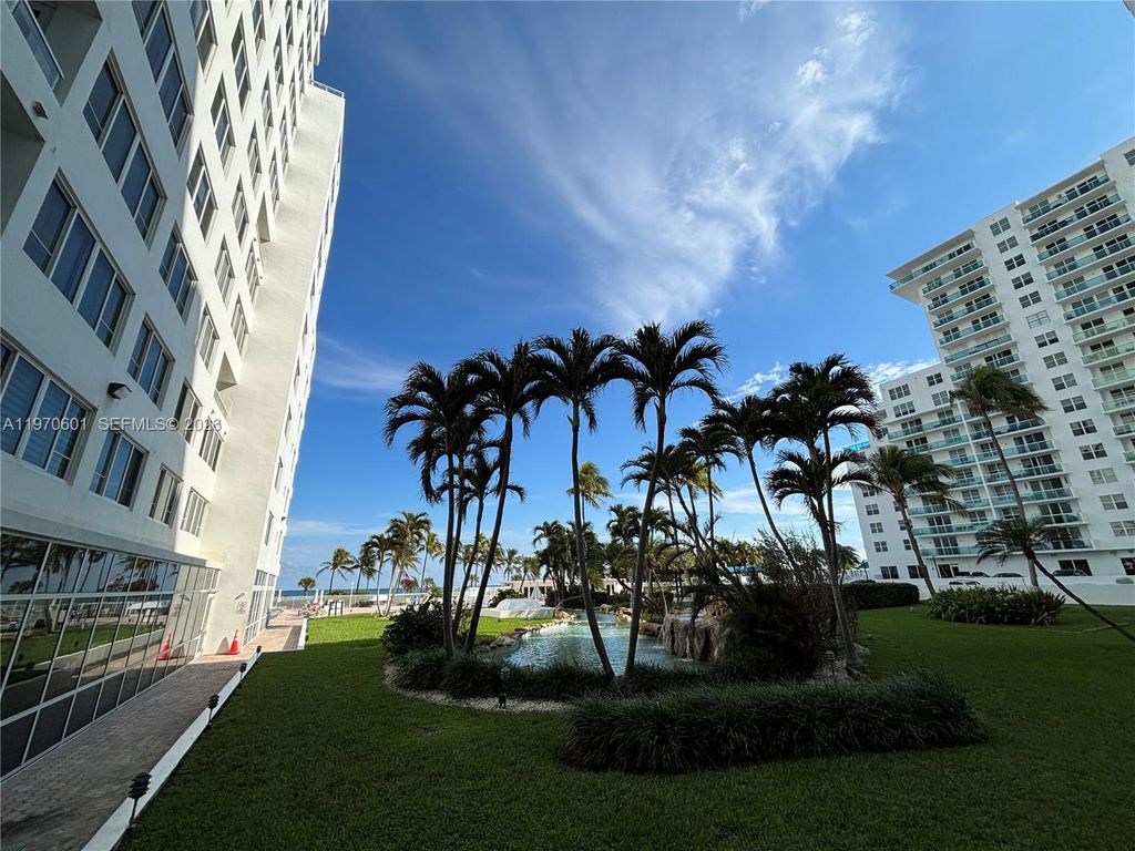 5005 Collins Ave 825, Miami Beach, FL 33140