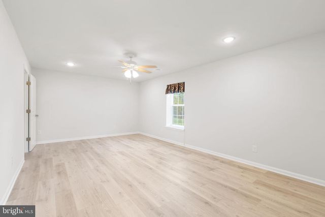 1805 LEGACY LN, Fredericksburg, VA 22408